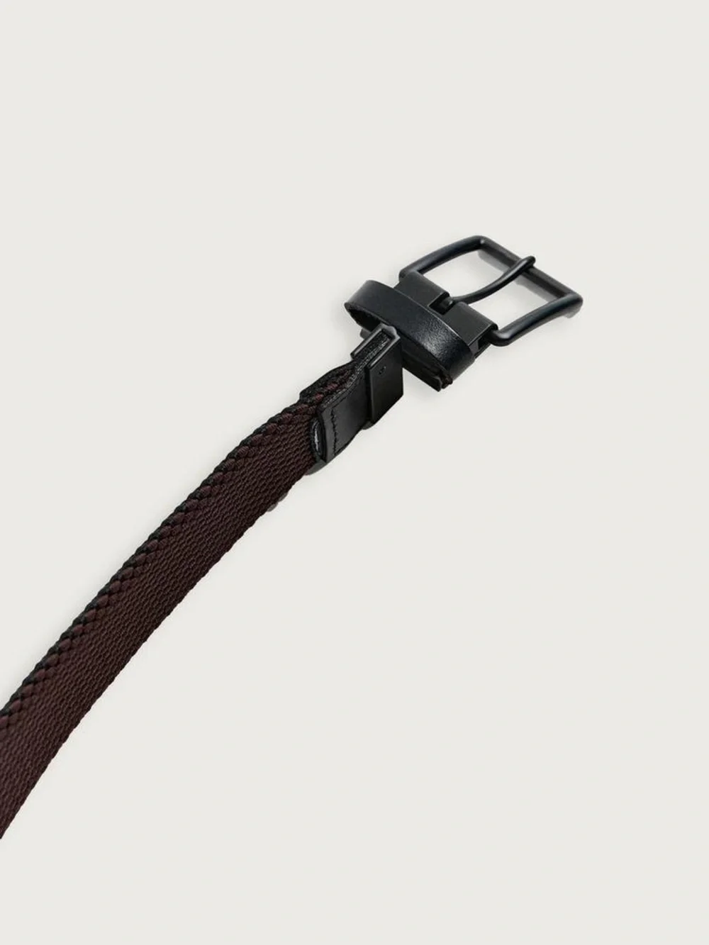 NWOT. Zara Man Black Reversible Leather Trim Stretch Belt. Size M.